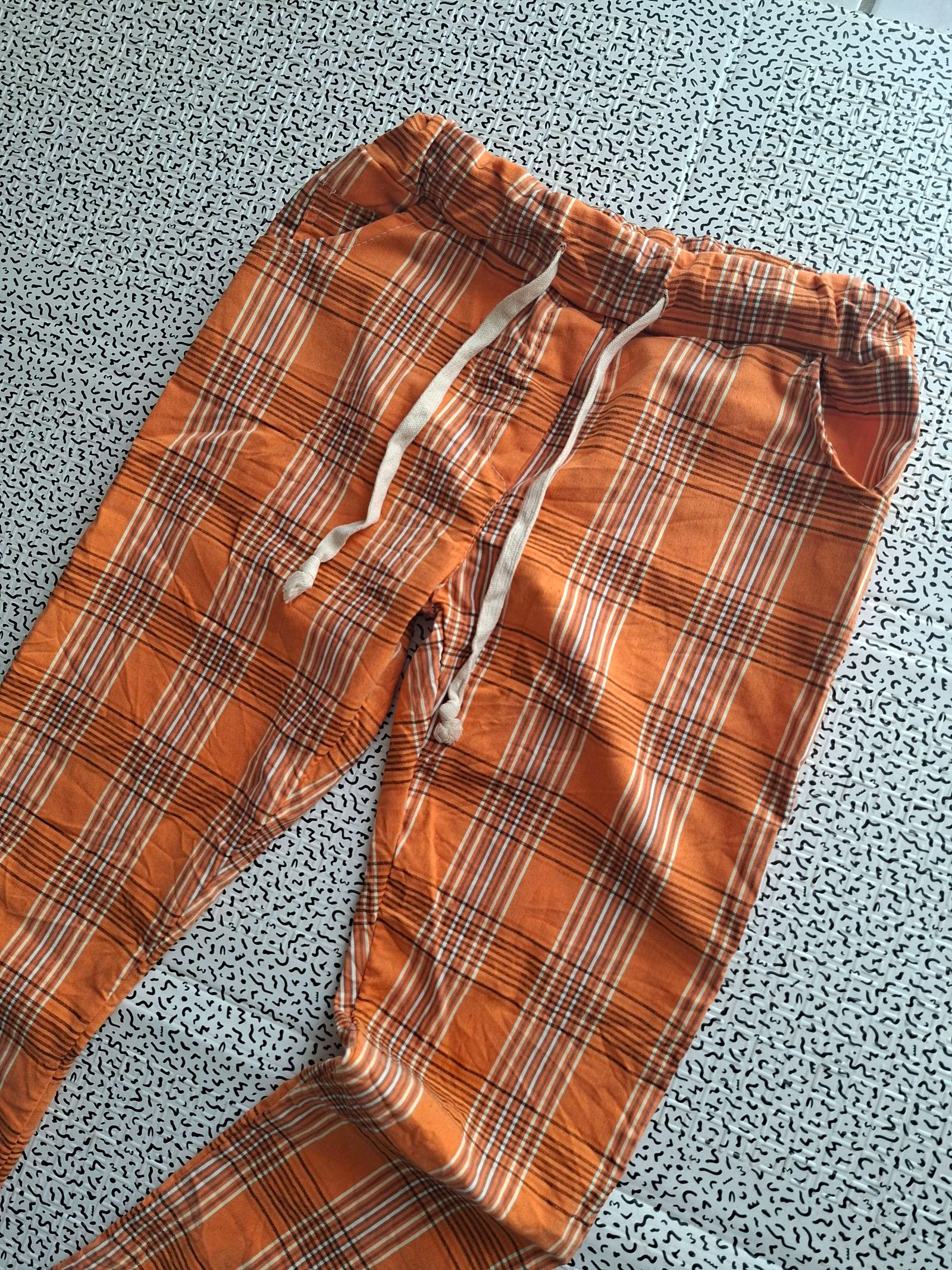 Pantalon femme carreaux orange taille 36 très bon état – photo 2